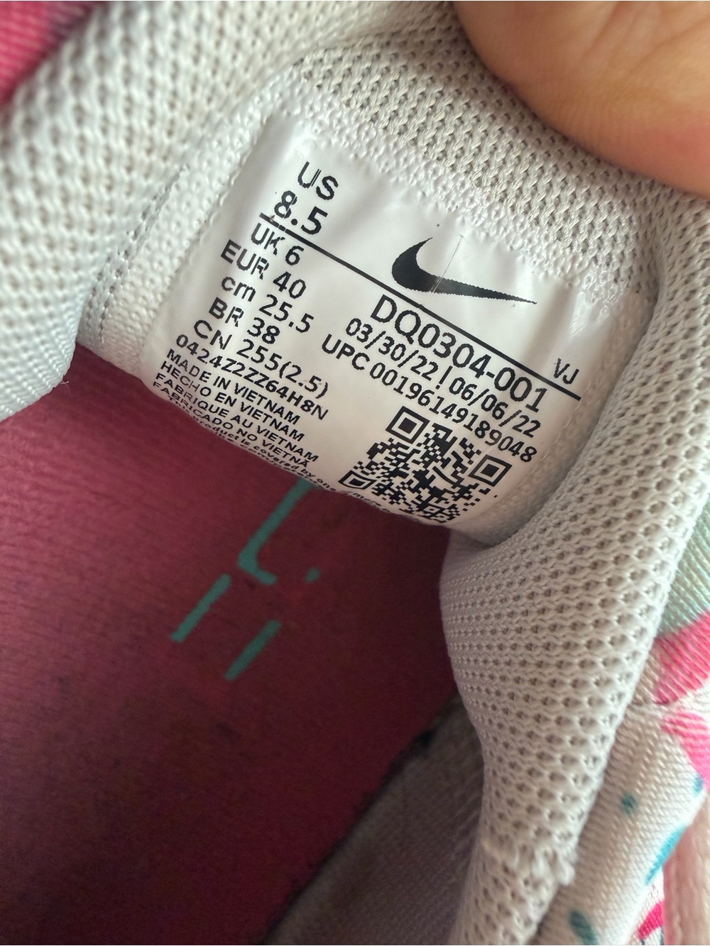 Nike Free Metcon 4 Premium Paint Splash White Pink Teal Women’s Size 8.5 - Picture 2 of 4
